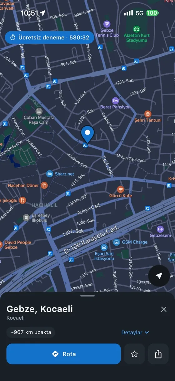 RadarX Navigasyon harita ve hedef kartı: rota, favori ve paylaş düğmeleri